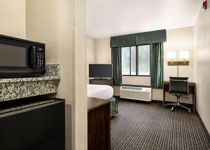 Travelodge By Wyndham Yuma